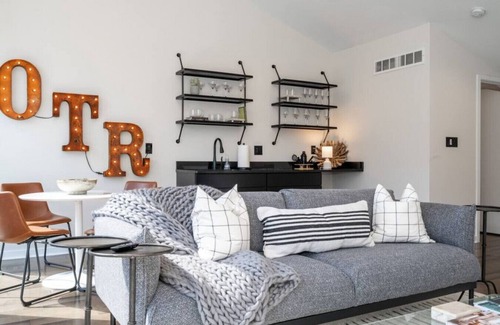Pendleton House | Pendleton Place | Cincinnati | OTR