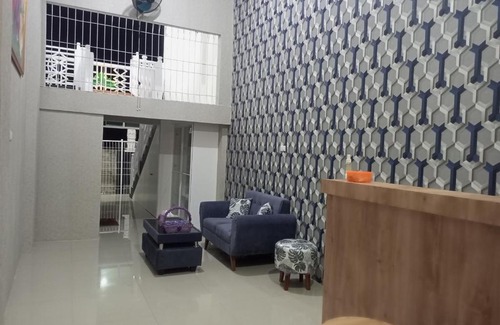Kalianda Hotel | Penginapan Lamban Queens Kamar Double Bed Lantai Bawah
