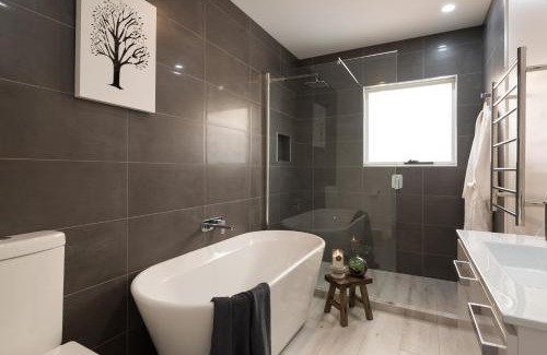 Penguin House | Penguin Beach House