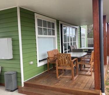 Capel Sound House | Peninsula Green Cottage for 16guests