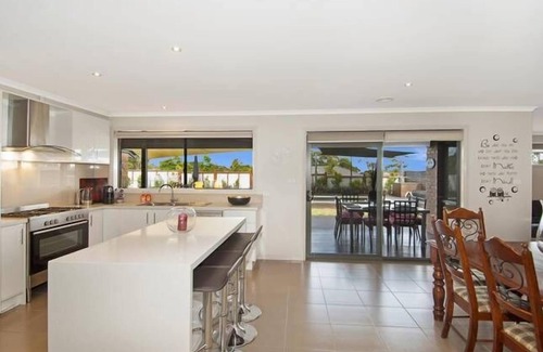 Rosebud House | PENINSULA PARADISE ROSEBUD