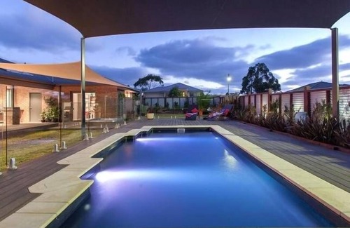 Rosebud House | PENINSULA PARADISE ROSEBUD