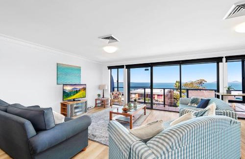 Soldiers Point Apartment | Peninsula Waters Unit 14 Soldiers Point Road 2