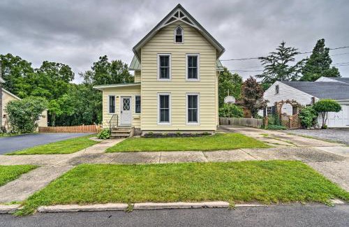 Penn Yan House | Penn Yan Escape with Yard, 1 Mi to Keuka Lake!