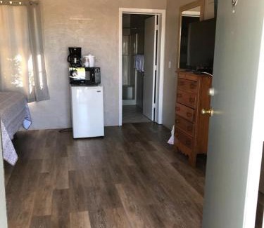 Sebastian Hotel | Pennwood Motor Lodge