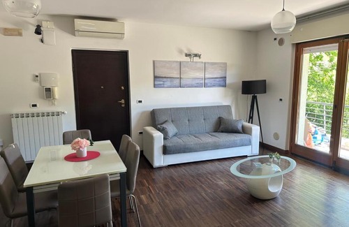 Sambuceto Apartment | PennysHouse