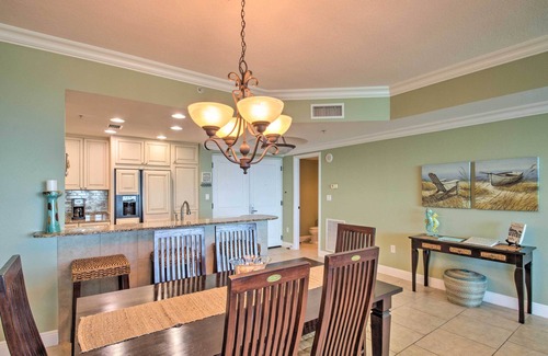 Pensacola Beach Apartment | Pensacola Beach Resort Condo With Beach Access!