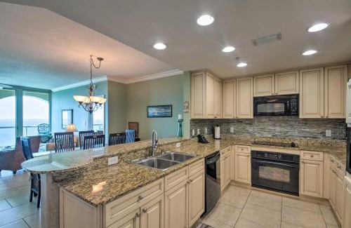 Pensacola Beach Apartment | Pensacola Beach Resort Condo with Beach Access!
