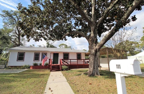 Navy Point House | Pensacola's Navy Point Bungalow