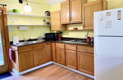 North Northwest Pensacola Apartment | Pensacola Studio Apt near UWF Beaches & Downtown