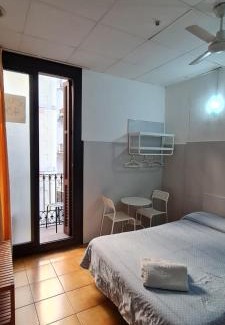 El Raval House | Pensión 45