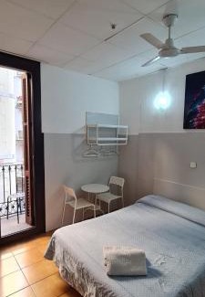 El Raval House | Pensión 45