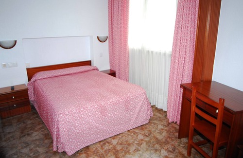 Campoo de Yuso House | Pensión El Carloto