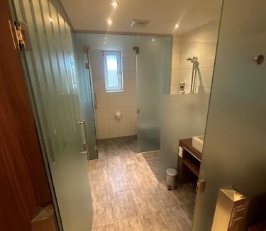 Favoriten House | Pension am Kurpark