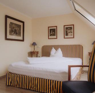 Glueckstadt House | Pension Am Museum