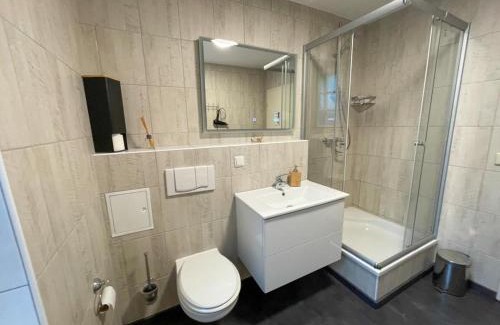 Weissenfels House | Pension Bootshaus