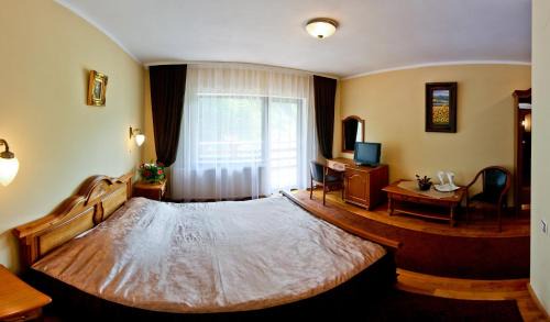 Rasinari House | Pension Curmatura Stezii