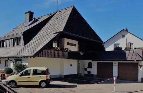 Schonach im Schwarzwald House | Pension Florianhof