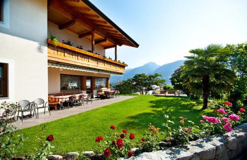 Cermes Hotel | Pension Golser