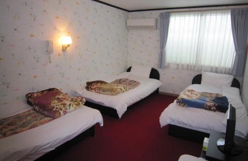Sakyo Ward Hotel | Pension Kitashirakawa