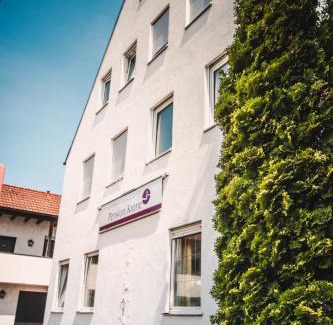 Schwaebisch Gmuend House | Pension Krone