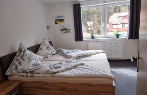 Niederrathen House | Pension "Lug ins Land"