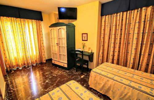 Durcal House | Pension Rural La Fonda