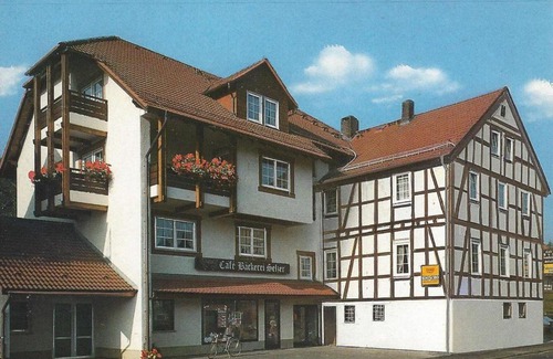 Antrifttal Hotel | Pension Selzer
