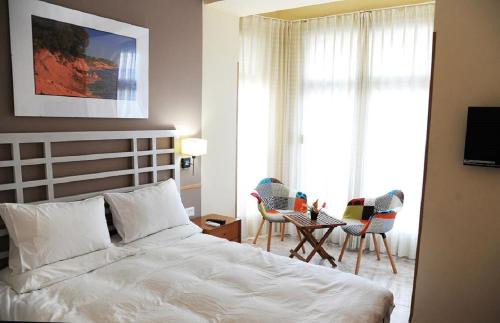 El Perello Hotel | Pension Subirats Perello