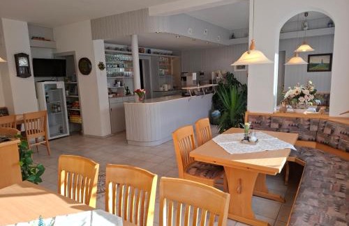 Obernhausen House | Pension und Fewo Hohe Rhön