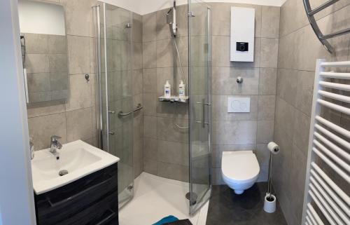 Wittenberge House | Pension zum goldenen Anker direkt an der Elbe