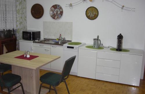 Schoenwald House | Pension Zum Köhler