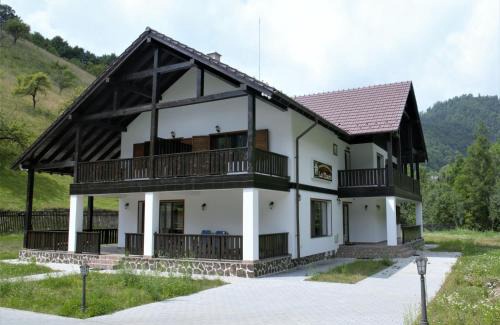 Rebra Apartment | Pensiune agroturistica "LA MOARA"