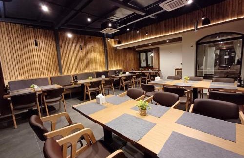 Paltinis Hotel | Pensiune & Restaurant Victoria