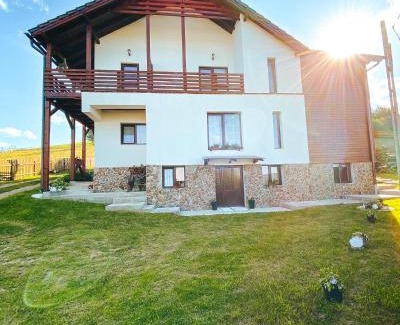 Maguri-Racatau House | Pensiunea agro-turistica Maris