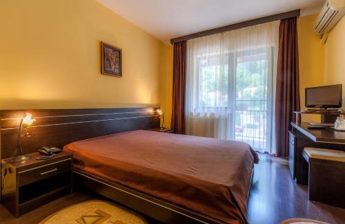 Calimanesti House | Pensiunea Alfrid