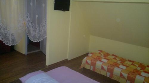 Chiscau House | Pensiunea Anisoara