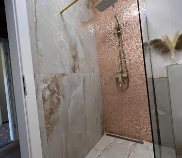 Teliu Hotel | Pensiunea Baroc