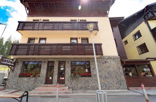 Predeal House | Pensiunea Campionilor