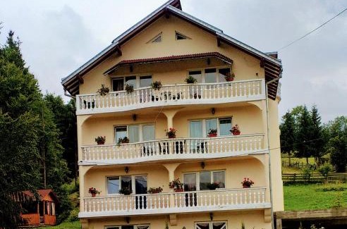 Borsa House | Pensiunea Casa Bradet