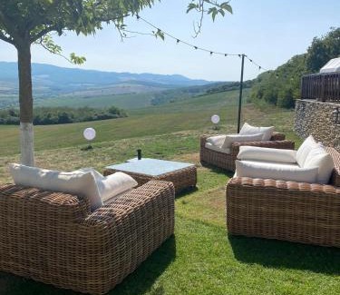 Girbova Hotel | Pensiunea Casa Buna