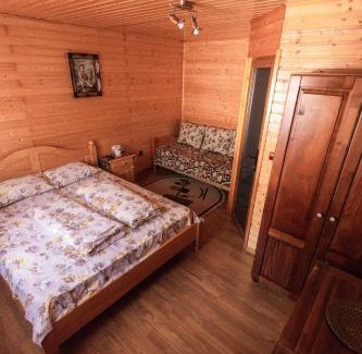 Sugag House | Pensiunea Casa Iulia Transalpina