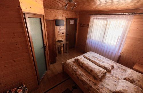 Sugag House | Pensiunea Casa Iulia Transalpina