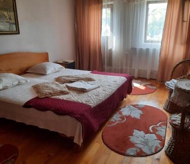 Curtea De Arges House | Pensiunea Cristiana