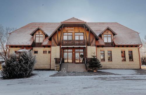 Joseni House | Pensiunea Csató Borzont - Csató Panzió Borzont