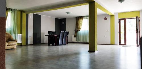 Gura Suhasului Hotel | Pensiunea Daniel