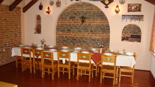 Cartisoara House | Pensiunea Dealu Morii