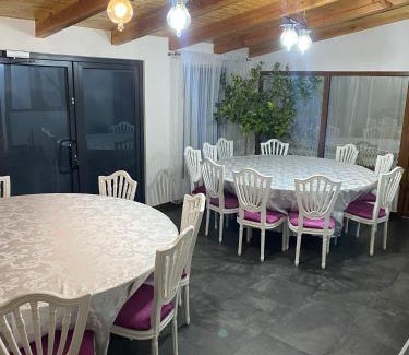 Novaci House | Pensiunea Diana