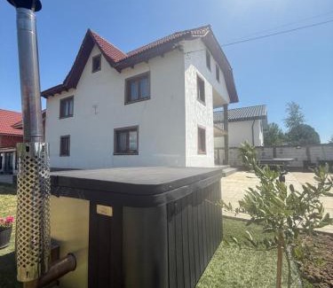 Novaci House | Pensiunea Diana