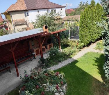 Lazaret House | Pensiunea Eli